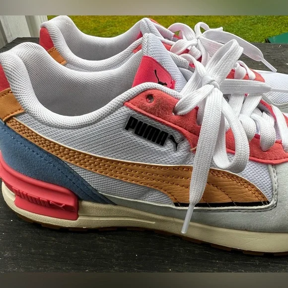 Puma White and Coral Sneakers - Picture 12 of 15